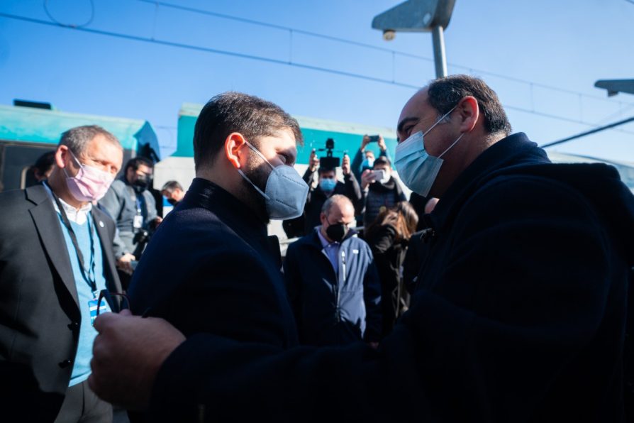 Presidente Gabriel Boric anunció en Rengo: “Queremos recuperar el tren para Chile”.