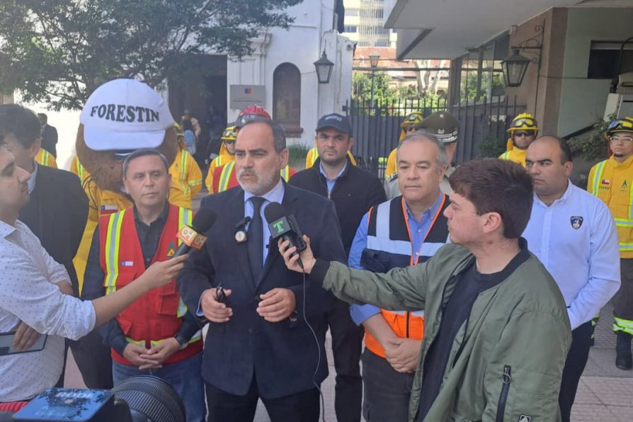 Autoridades de O’Higgins presentan el plan de acción 2025-2026 para el combate de los incendios forestales