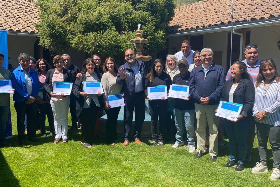 10 nuevas organizaciones sociales reciben Fondo Social Presidente de la República, en la comuna de Malloa